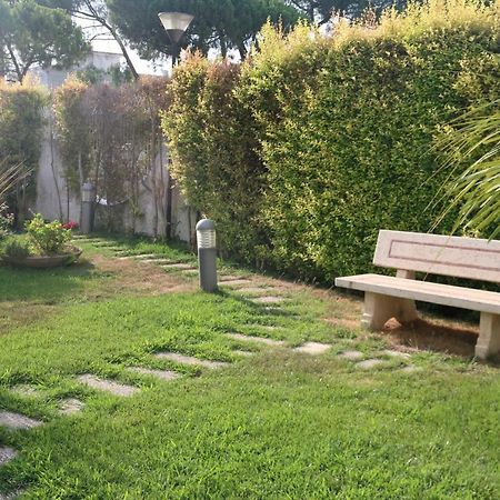 Villa Andrea Bari Exterior foto